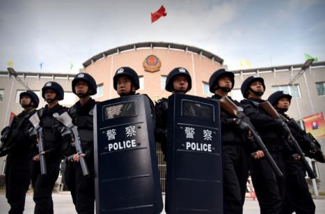 公安民警